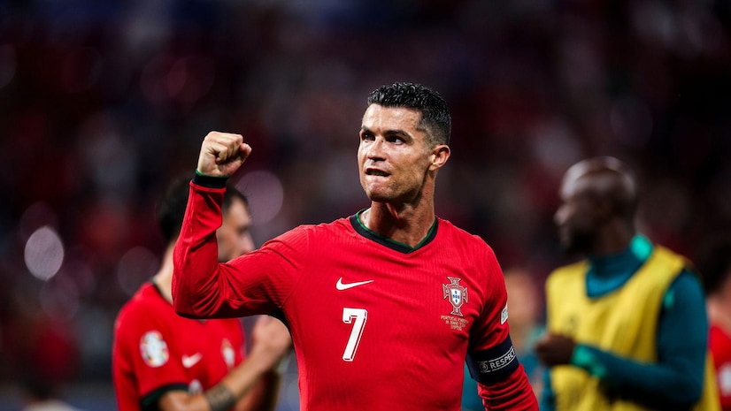 蓝鲸体育：丁俊晖神级操作嗨翻全场，梁文博满脸懵！.