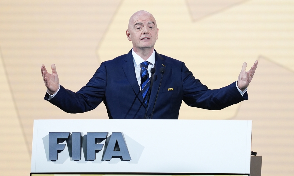 马尔穆什首秀vs切尔西数据：2射门&3越位，创造1次绝佳机会.